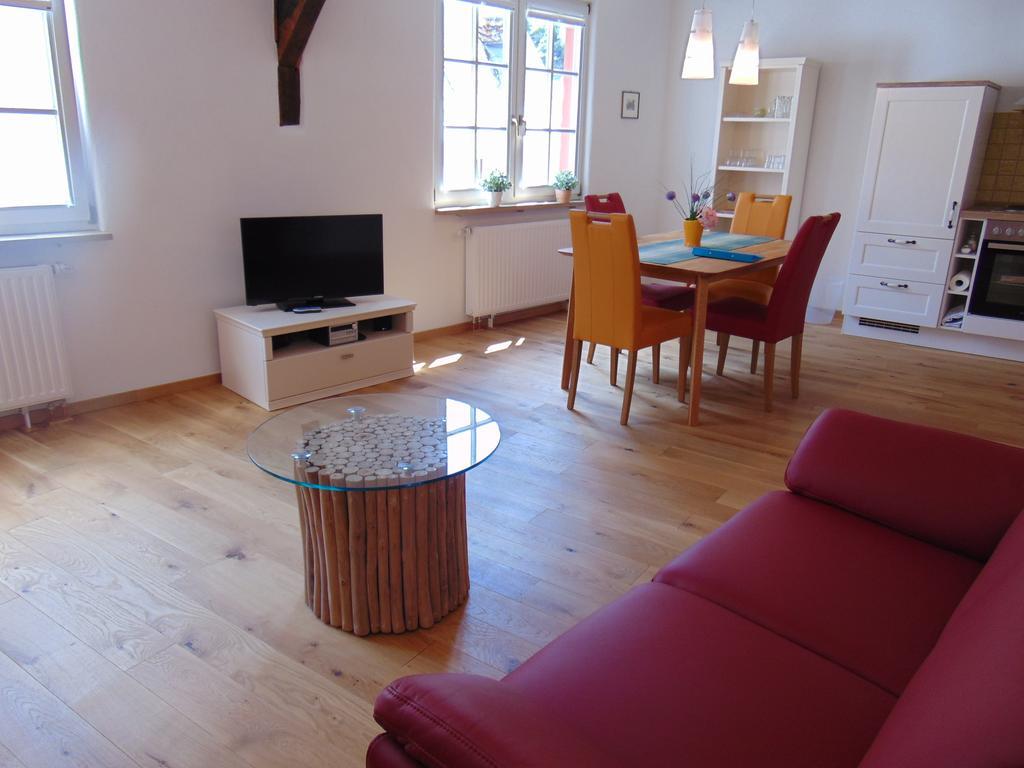 Ferienwohnung Bergblick /Moseltal Burgen  Dış mekan fotoğraf