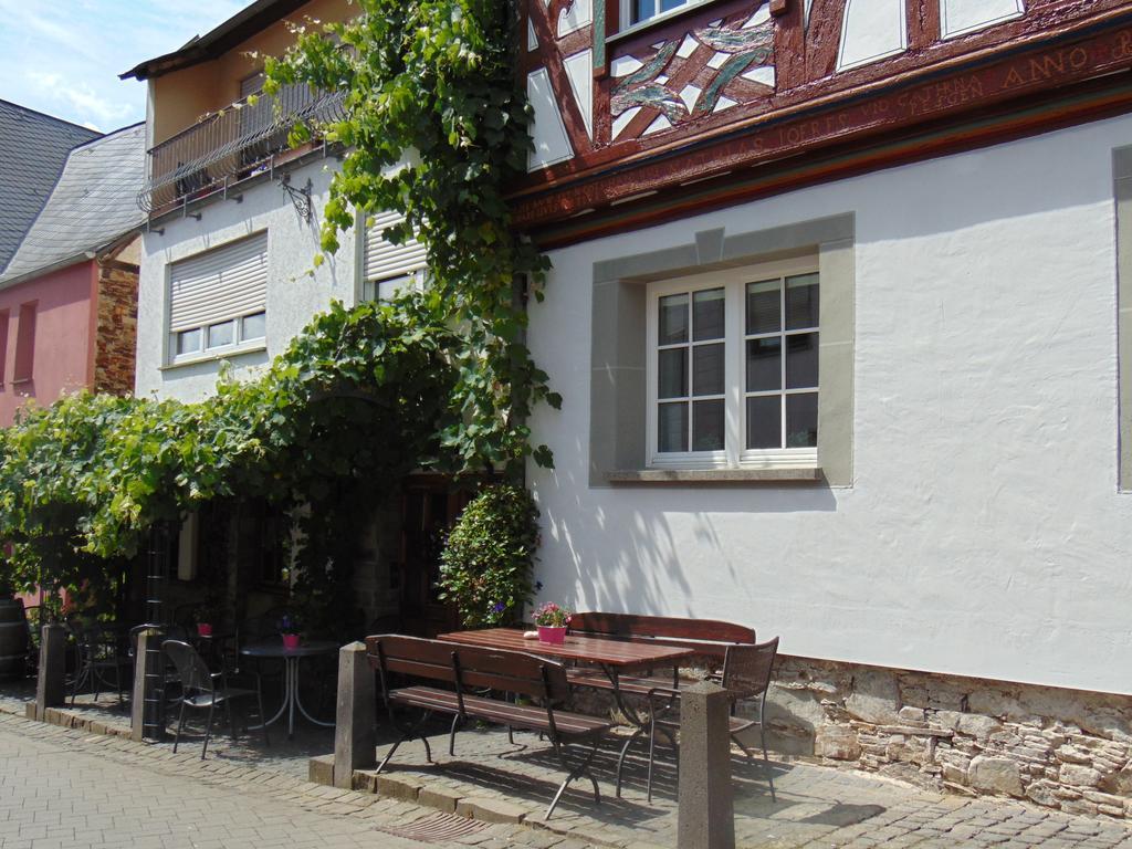 Ferienwohnung Bergblick /Moseltal Burgen  Dış mekan fotoğraf